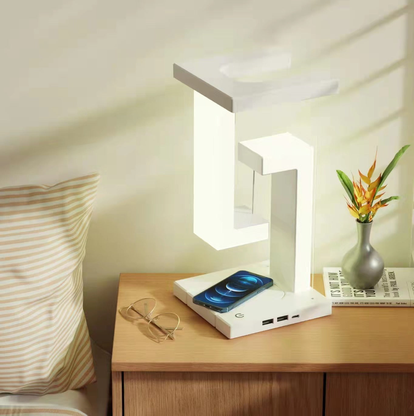 Smart Wireless Charging Balance Table Lamp – Floating Led Light For Bedroom & Home Office